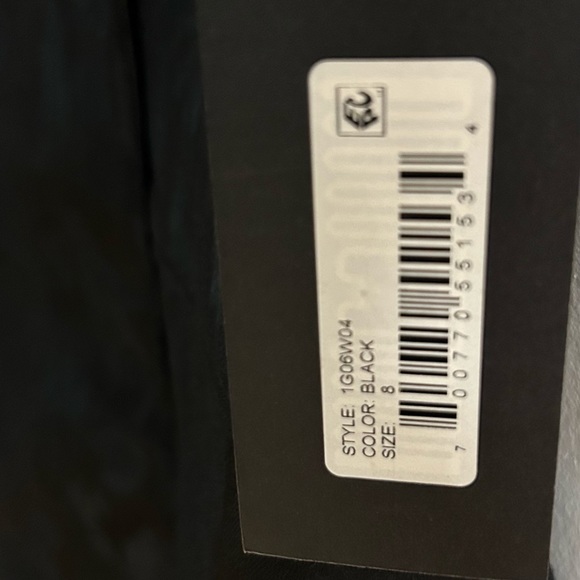 Brand new! Vera Wang Women’s Black Brocade Cocktail Dress - Picture 4 of 5